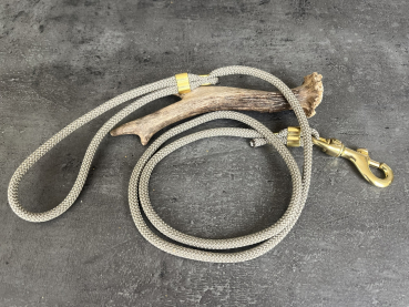 FieldTrial Leine Paracord 6mm — Produktfoto Nr. 16 — handgefertigt von adorit.be