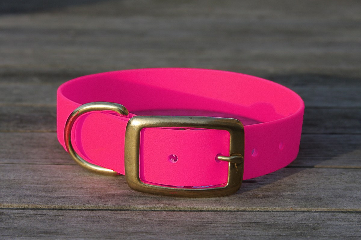 Biothane Halsband 25mm (Schnalle) in magenta — handgefertigt