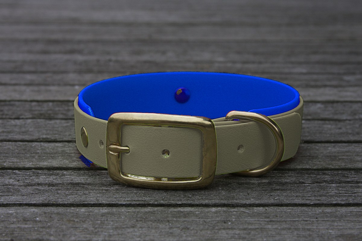 Biothane Halsband 19/25mm "bicolor" (Schnalle) bicolor: olive / Jagd-grün / dunkel-blau — handgefertigt
