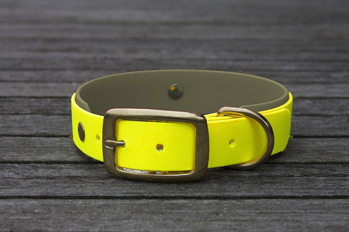 Biothane Halsband 19/25mm "bicolor" (Schnalle) bicolor: neon-gelb / olive / Jagd-grün — handgefertigt