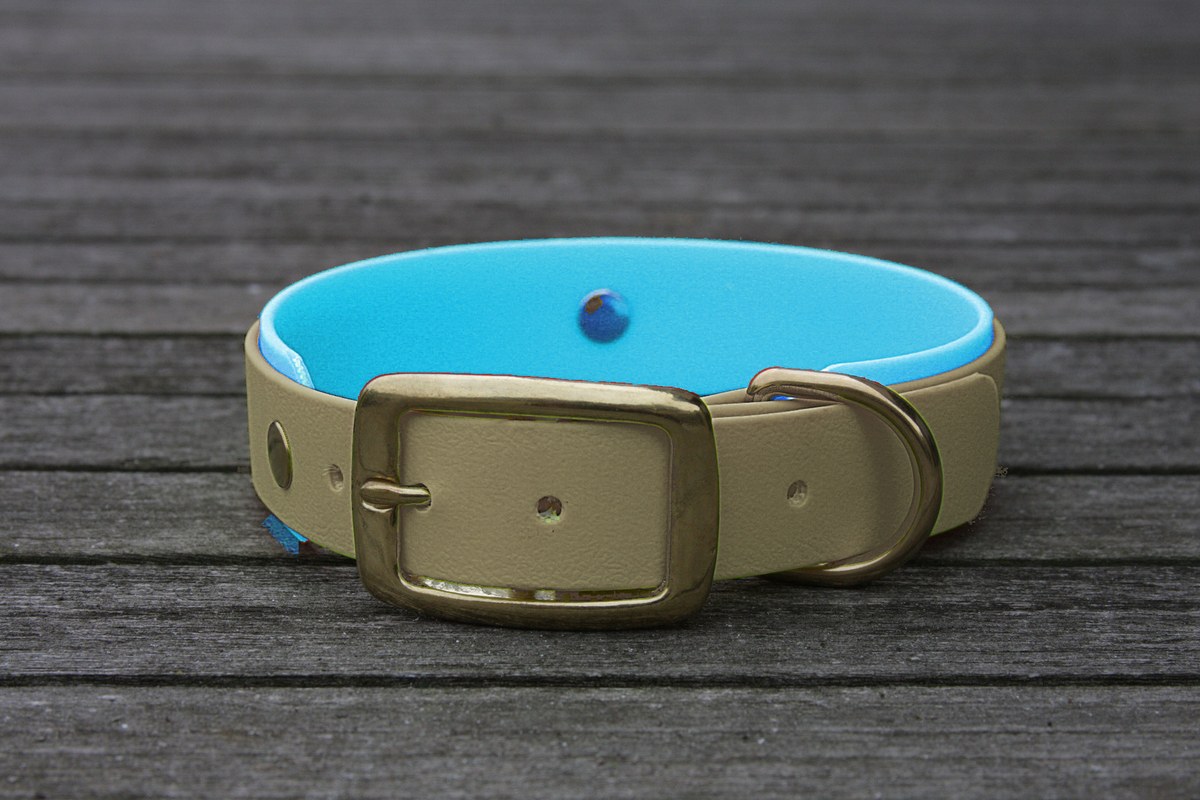 Biothane Halsband 19/25mm "bicolor" (Schnalle) bicolor: taupe / cyan-blau — handgefertigt