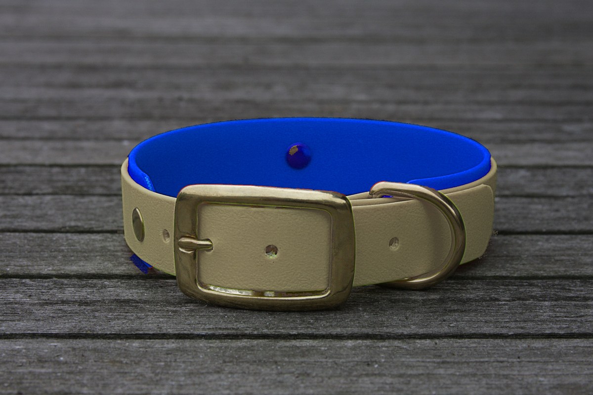 Biothane Halsband 19/25mm "bicolor" (Schnalle) bicolor: taupe / dunkel-blau — handgefertigt
