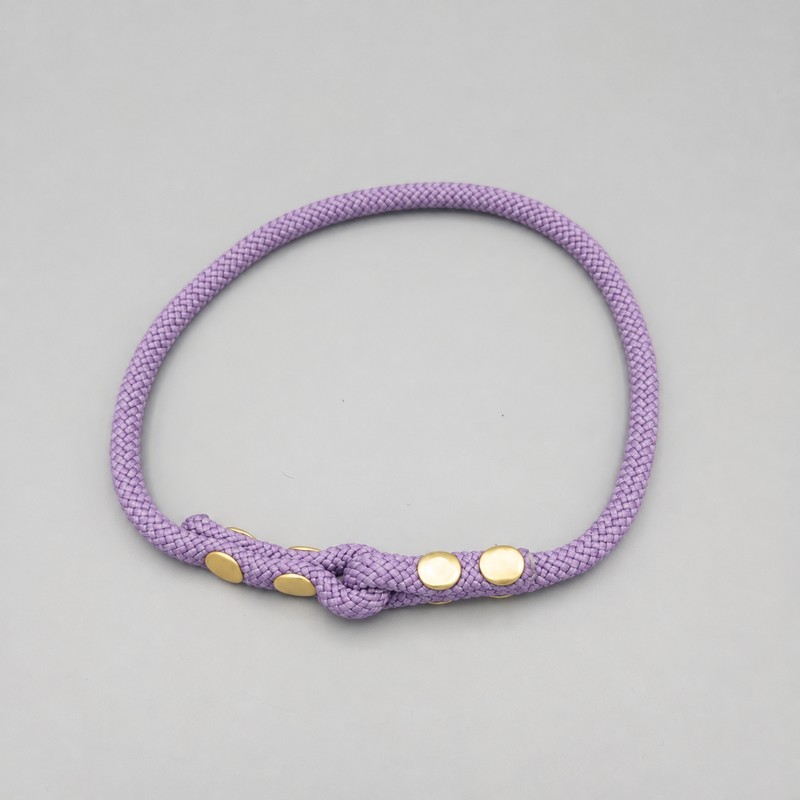Collar FieldTrial — lavanda — vista frontal — hecho a mano en adorit.be