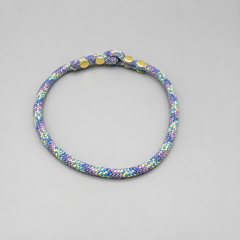 Collar FieldTrial — lavanda-camuflaje — vista trasera — hecho a mano en adorit.be